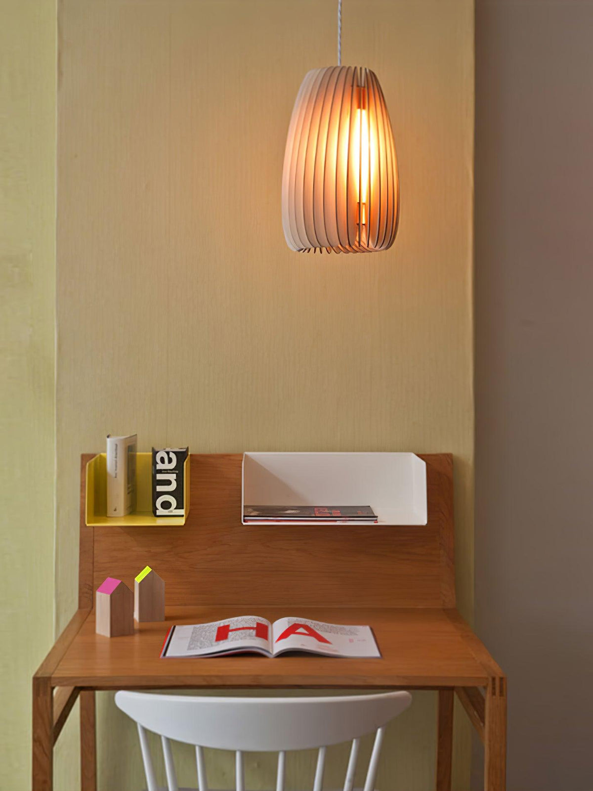 Jior Elegance Unique Orb Pendelleuchte aus Holz