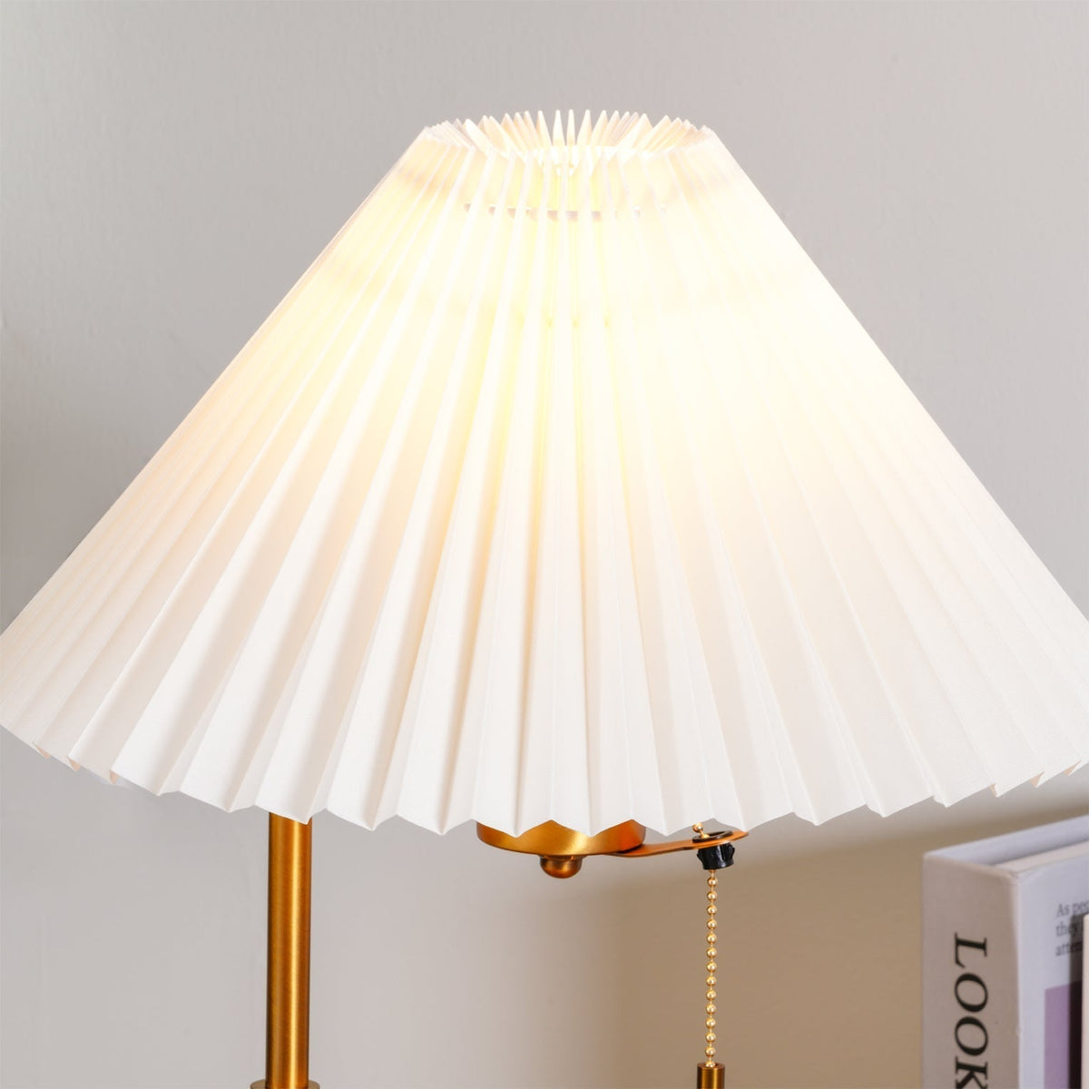 Vellain Retro Tischleuchte