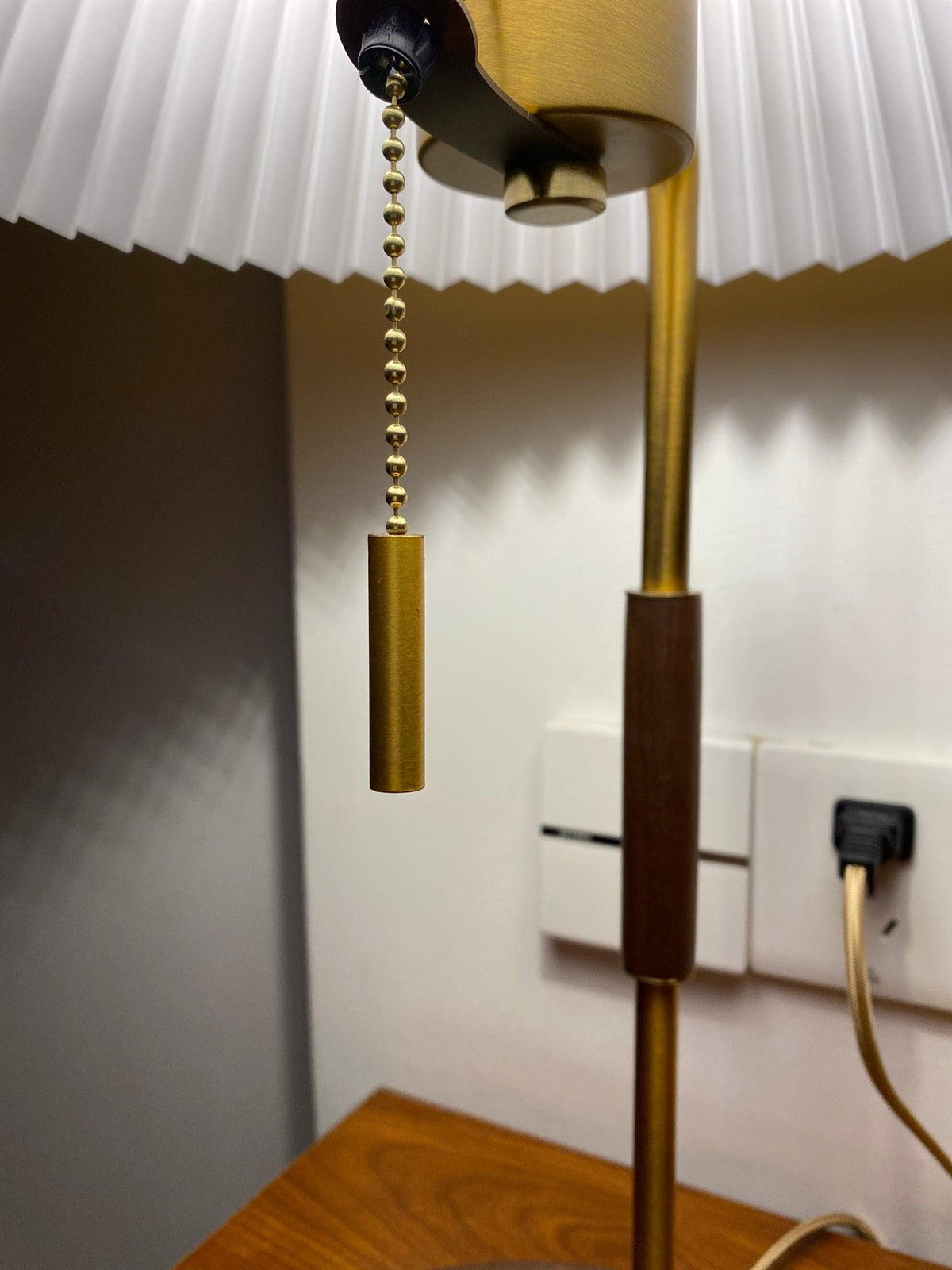 Vellain Retro Tischleuchte