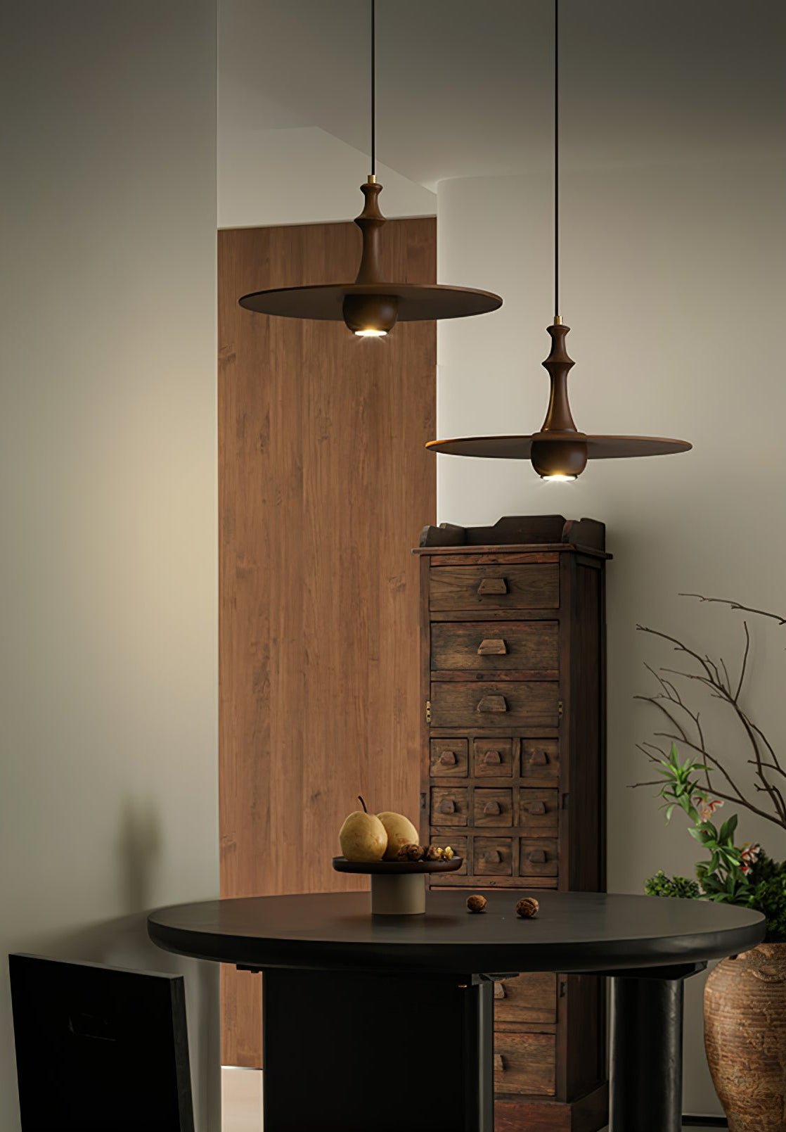 Spindle Pendelleuchte aus Holz