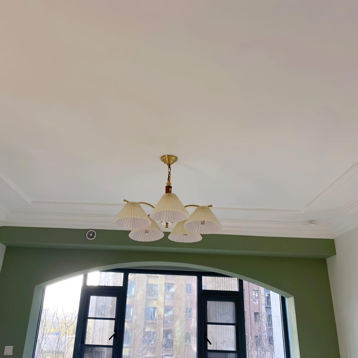 Oriinaria Kronleuchter Messing gefalteter Lampenschirm Klassisch