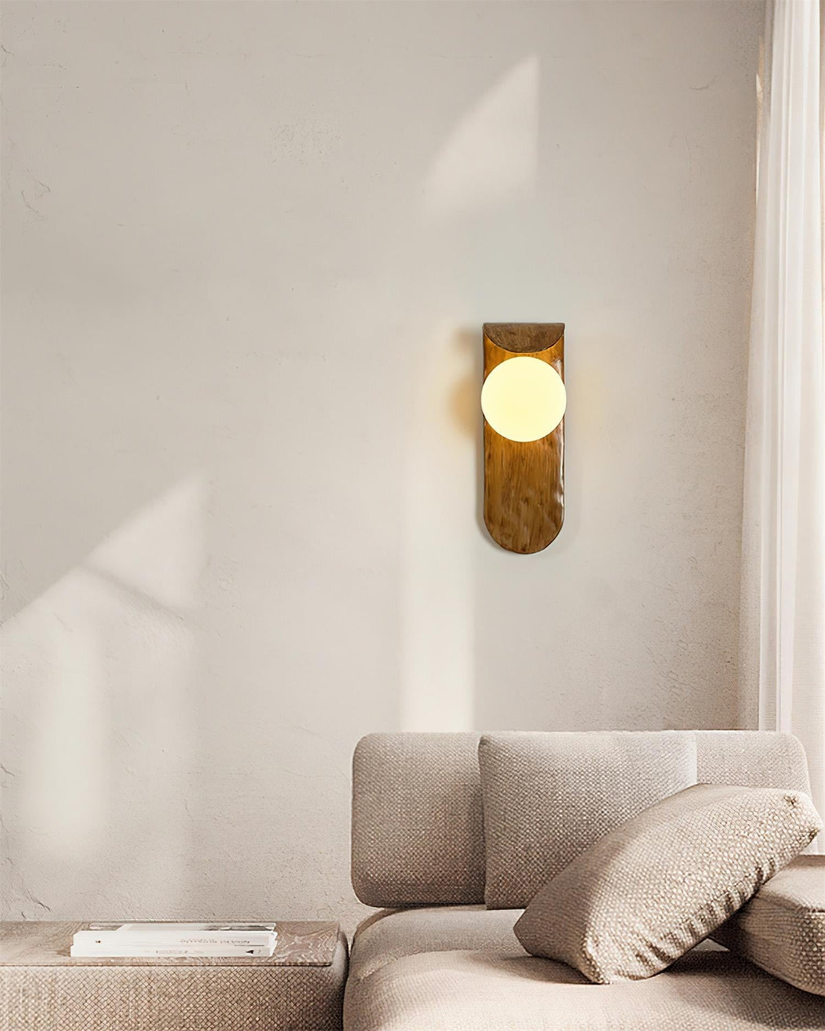 Gavino Wandleuchte aus Holz