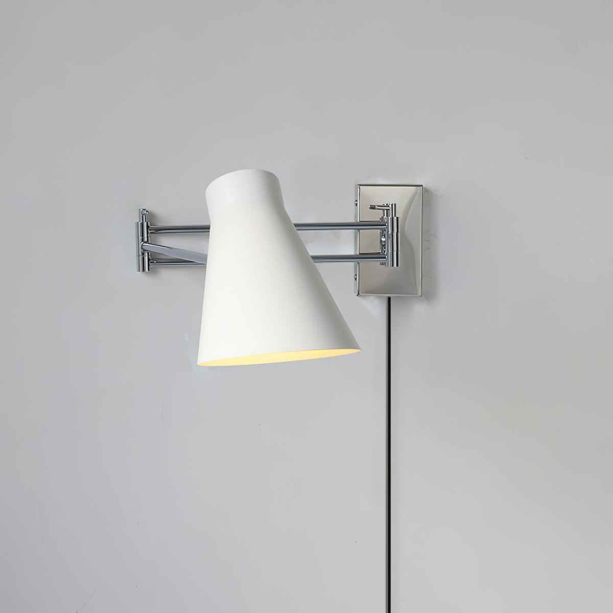 Avenisine Wandleuchte