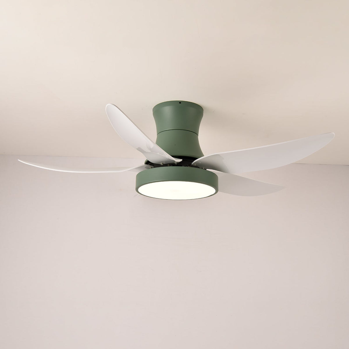 Jada Deckenventilator mit Beleuchtung in modernem Schwarz