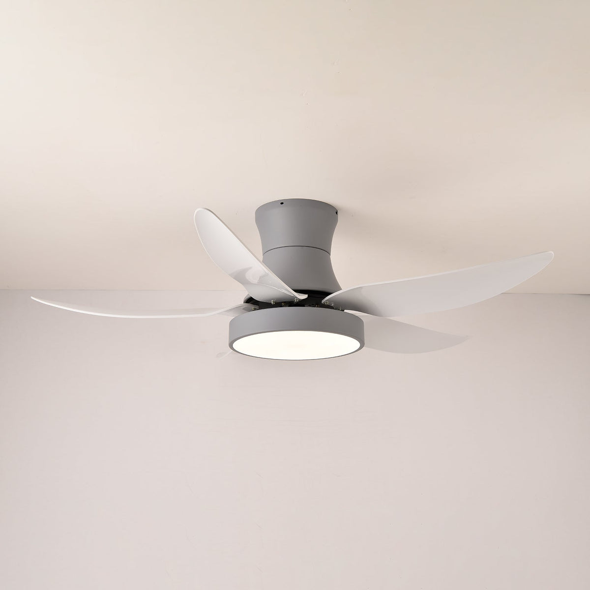 Jada Deckenventilator mit Beleuchtung in modernem Schwarz