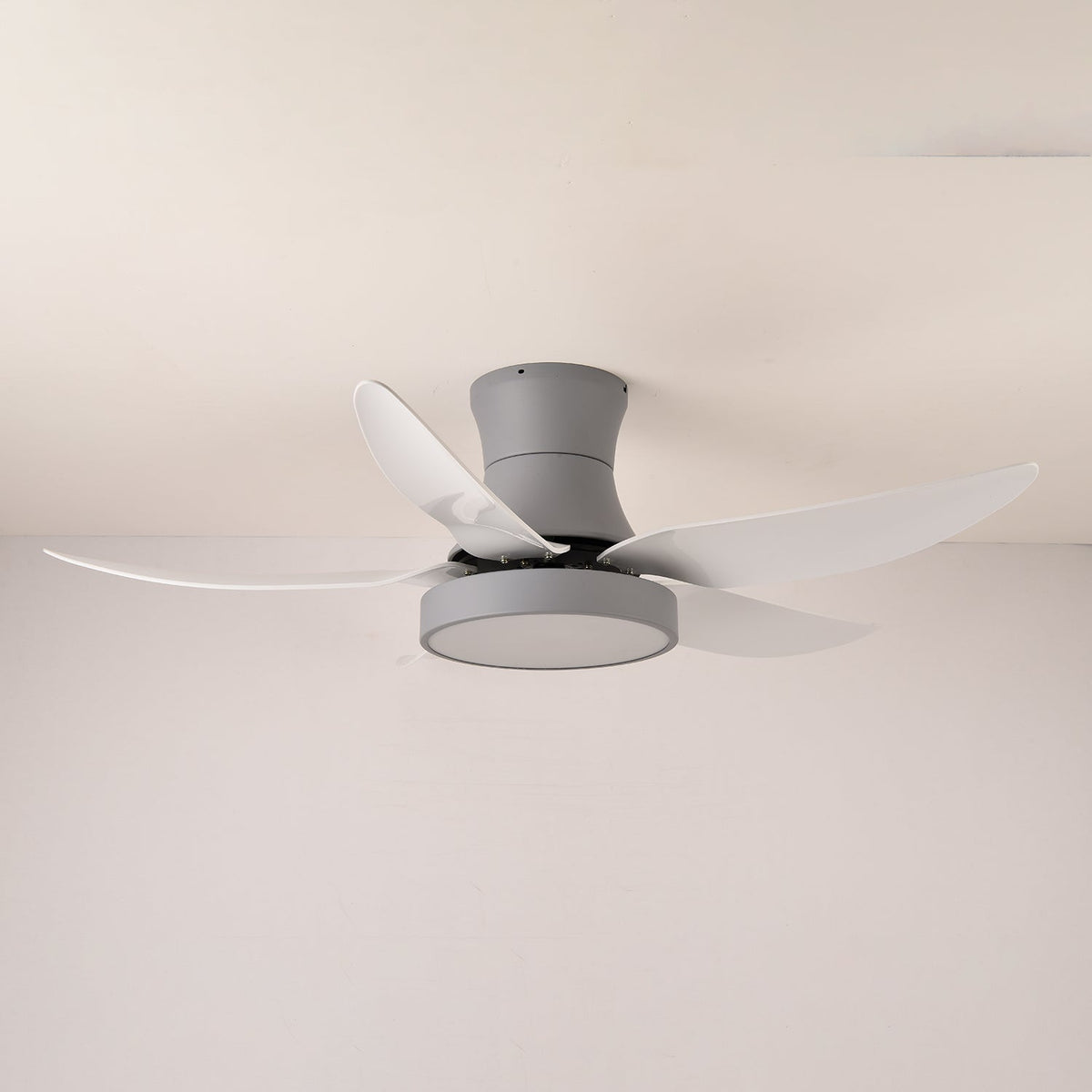 Jada Deckenventilator mit Beleuchtung in modernem Schwarz