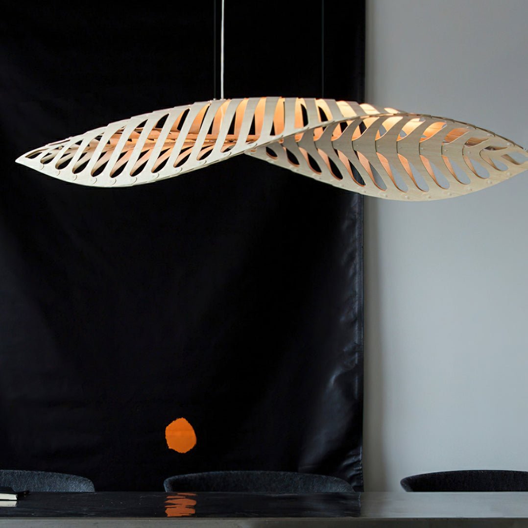 Veliren Pendelleuchte aus Holz mit Blatt-Design