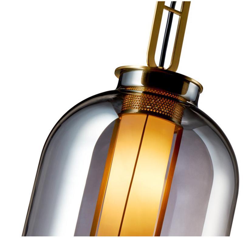 Uphaos zeitgenössische minimalistische Pendelleuchte aus Glas für das Familienleben