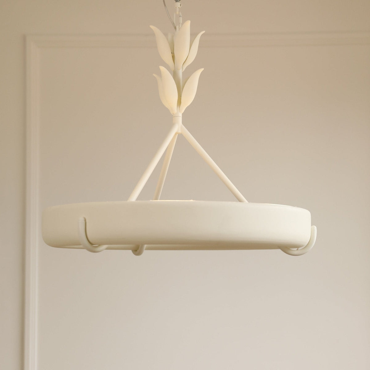 Eixor Kronleuchter Gips Weiß Floral-Form Minimalistisch