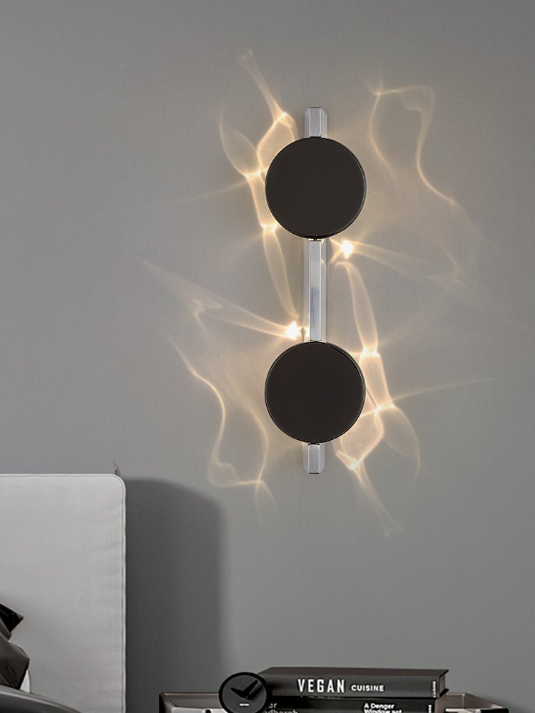 Pethr Wave Minimalistische Wandleuchte aus Stahl