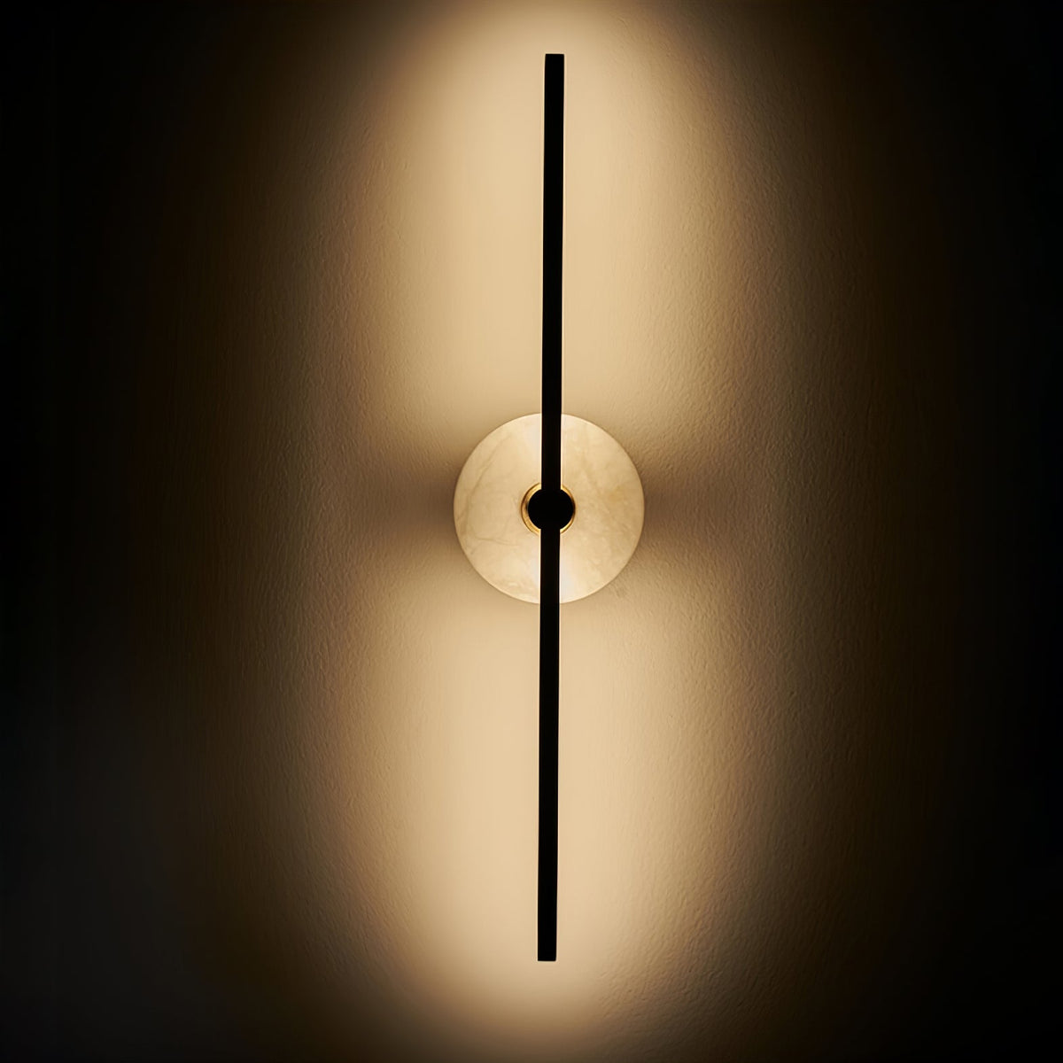 Albivine Linear Alabaster-Wandleuchte