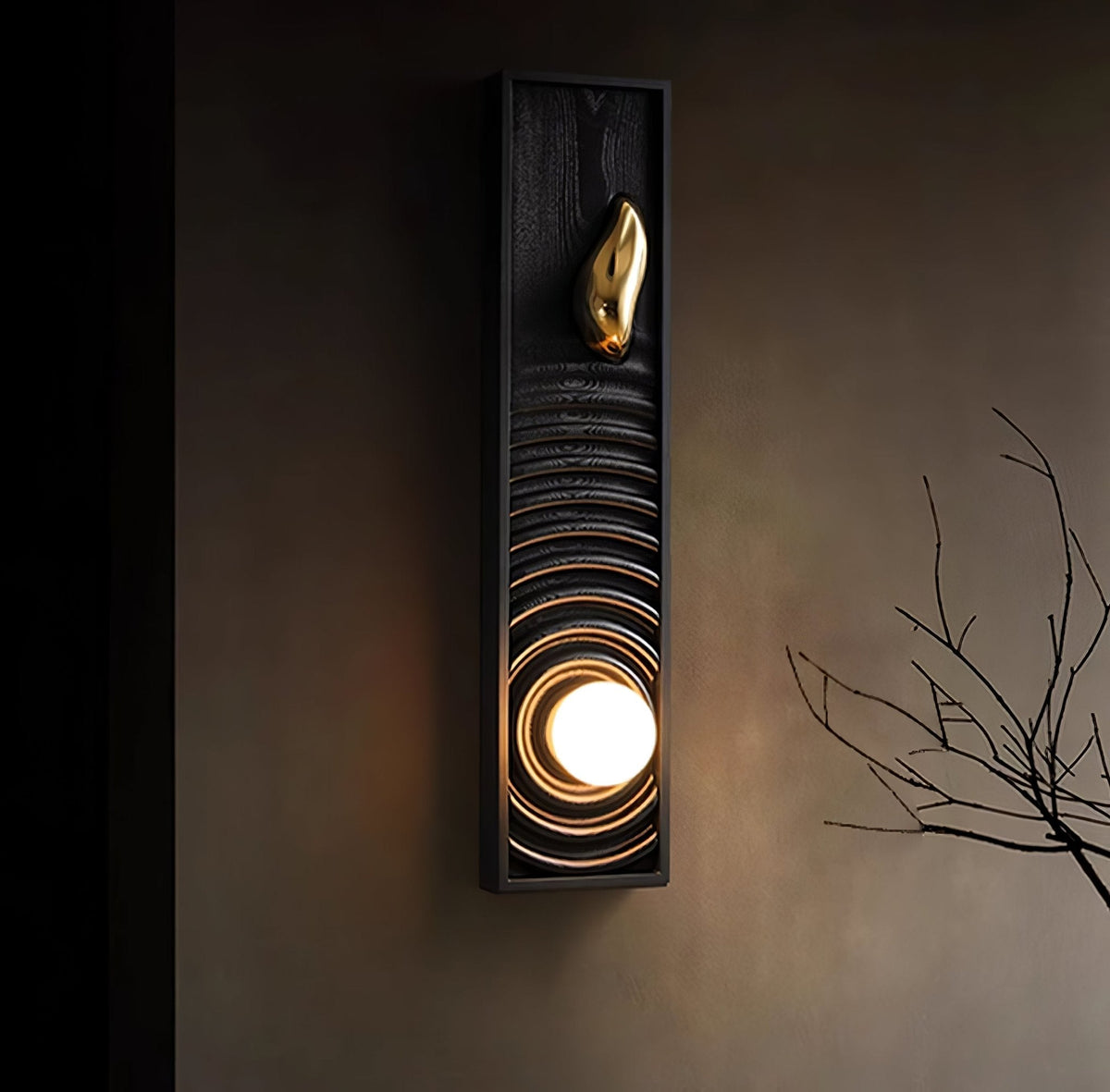 Caleb Vintage Holz-Wandleuchte