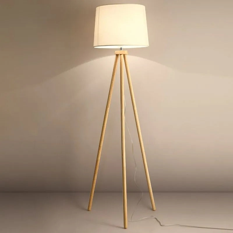 Muto Moderne LED Stehlampe Weiß Wohnzimmer/Schlafzimmer Holz/Stoff