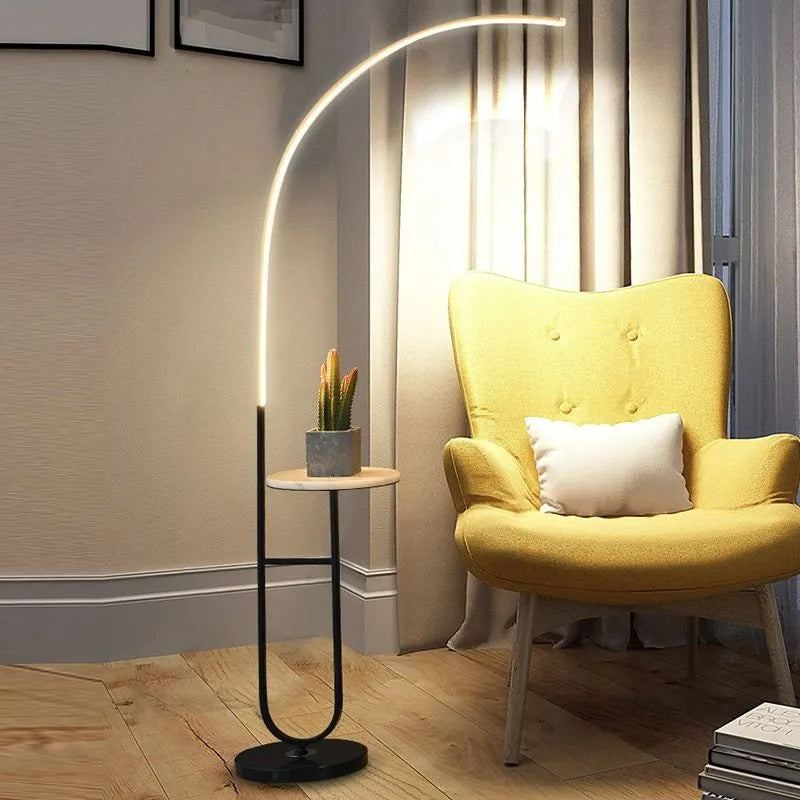 Arisha Modern Linear Stehlampe, Marmor/Acryl, Schwarz, Schlafzimmer