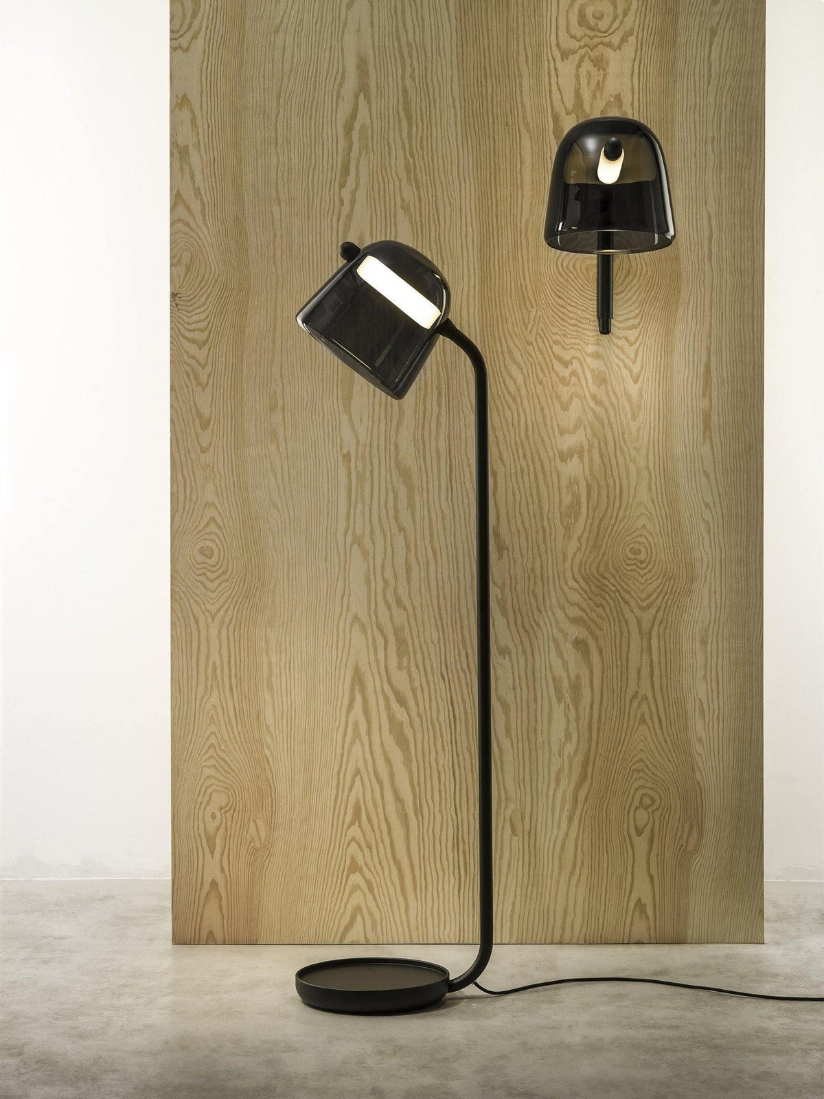 Penumbra Premium zeitgenössische Kunstglas-Wandleuchte