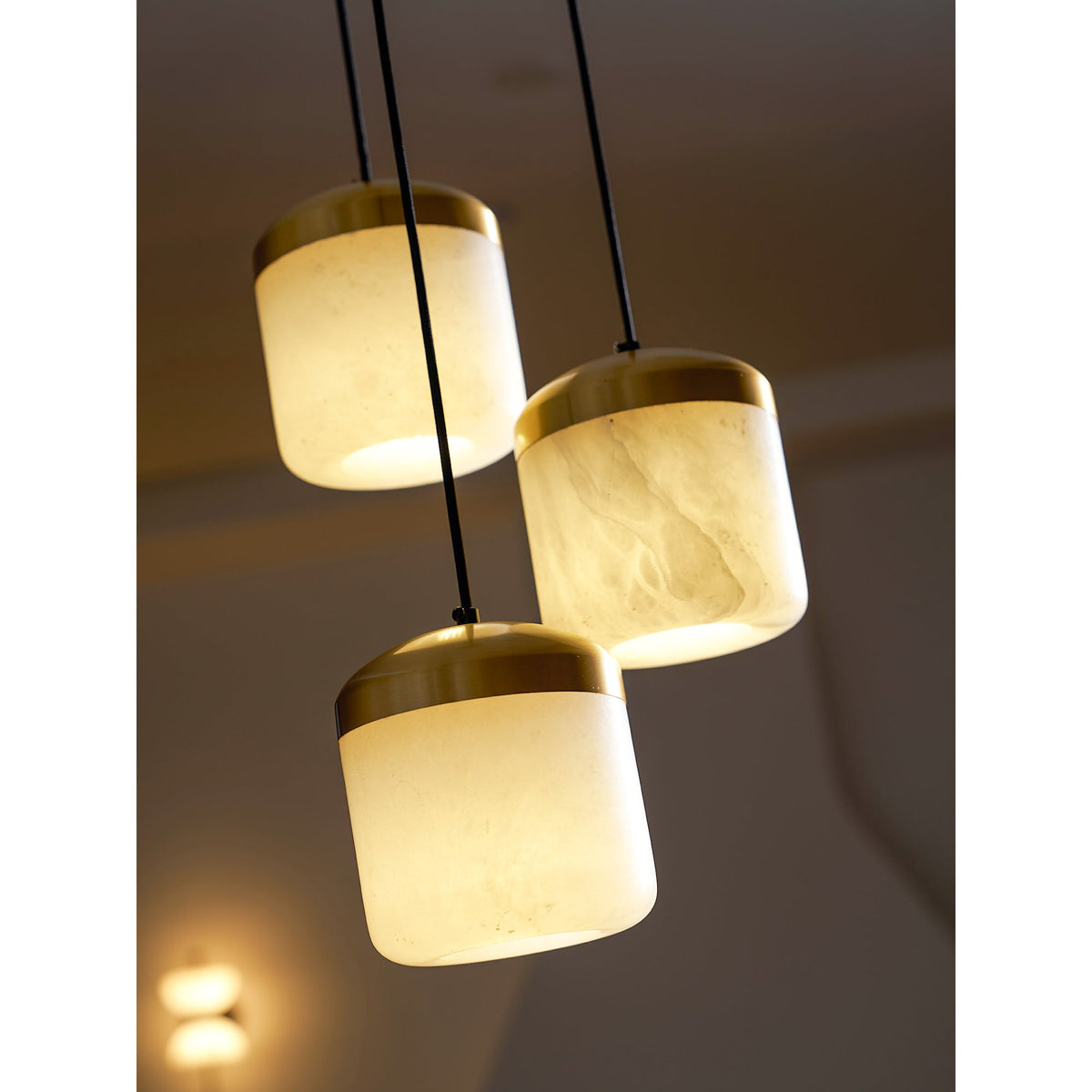 Arquesian Alabaster Pendelleuchte