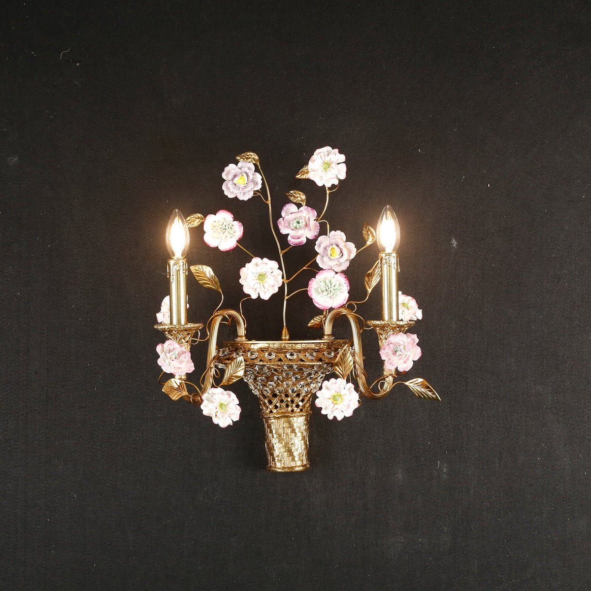 Violette Wandleuchte