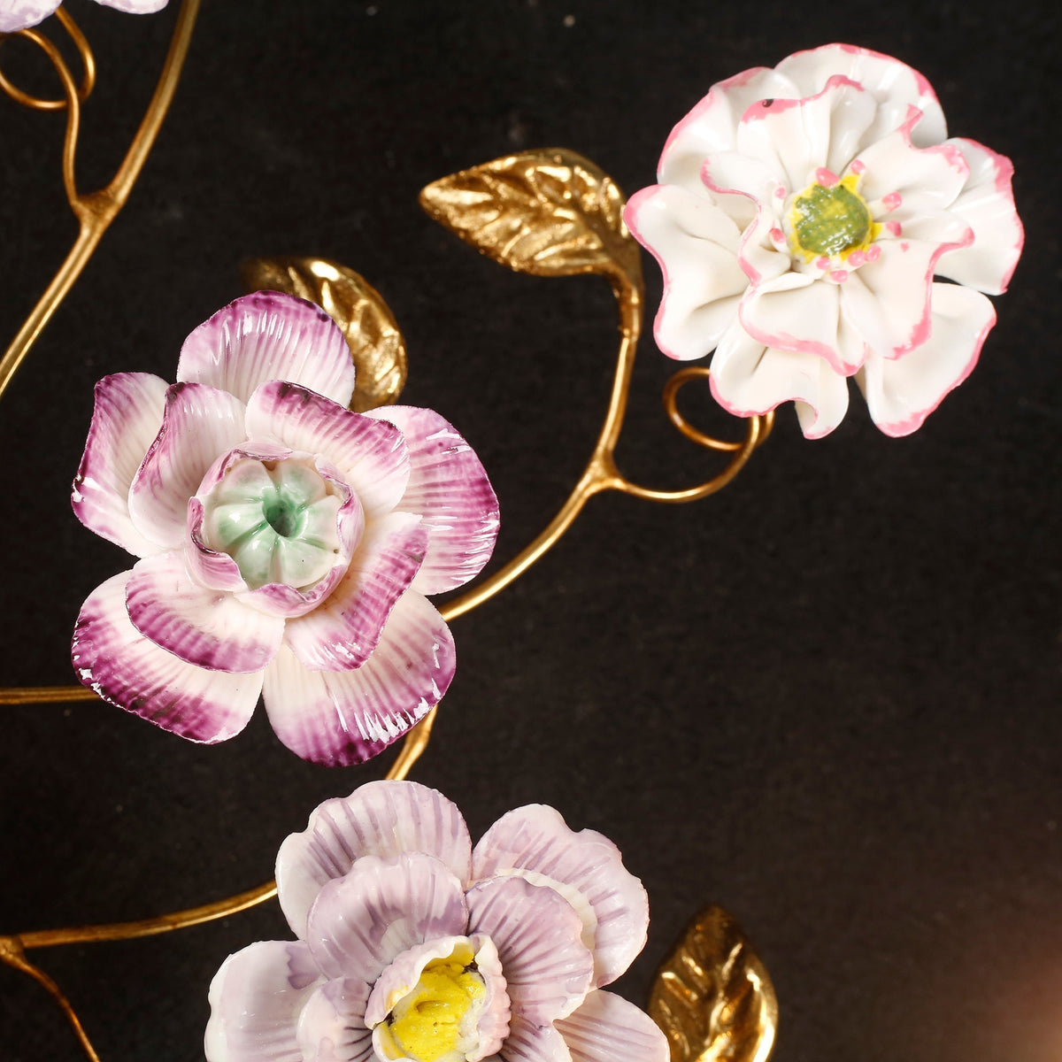 Violette Wandleuchte