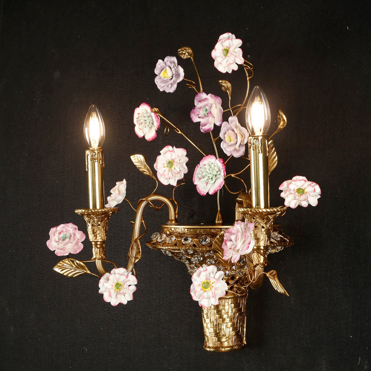 Violette Wandleuchte